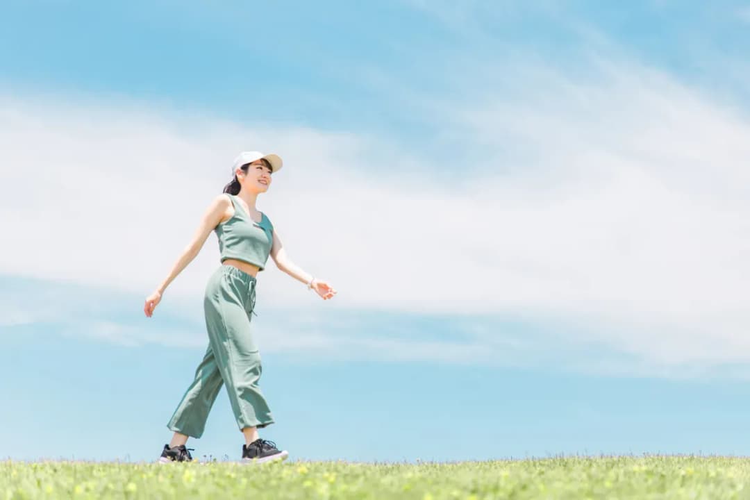 Półgodzinny spacer ile kalorii? Sprawdź, ile naprawdę spalisz!